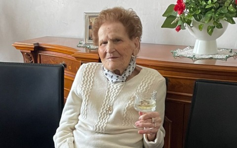 Cecilia Tremolada festeggia 102 anni a Canonica
