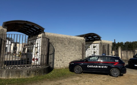 Furto di rame al cimitero di Tregasio