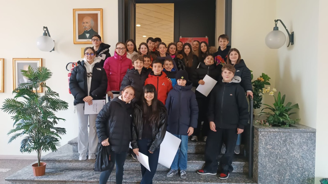 Il Consiglio comunale dei ragazzi della scuola “Pietro Verri” si riunisce