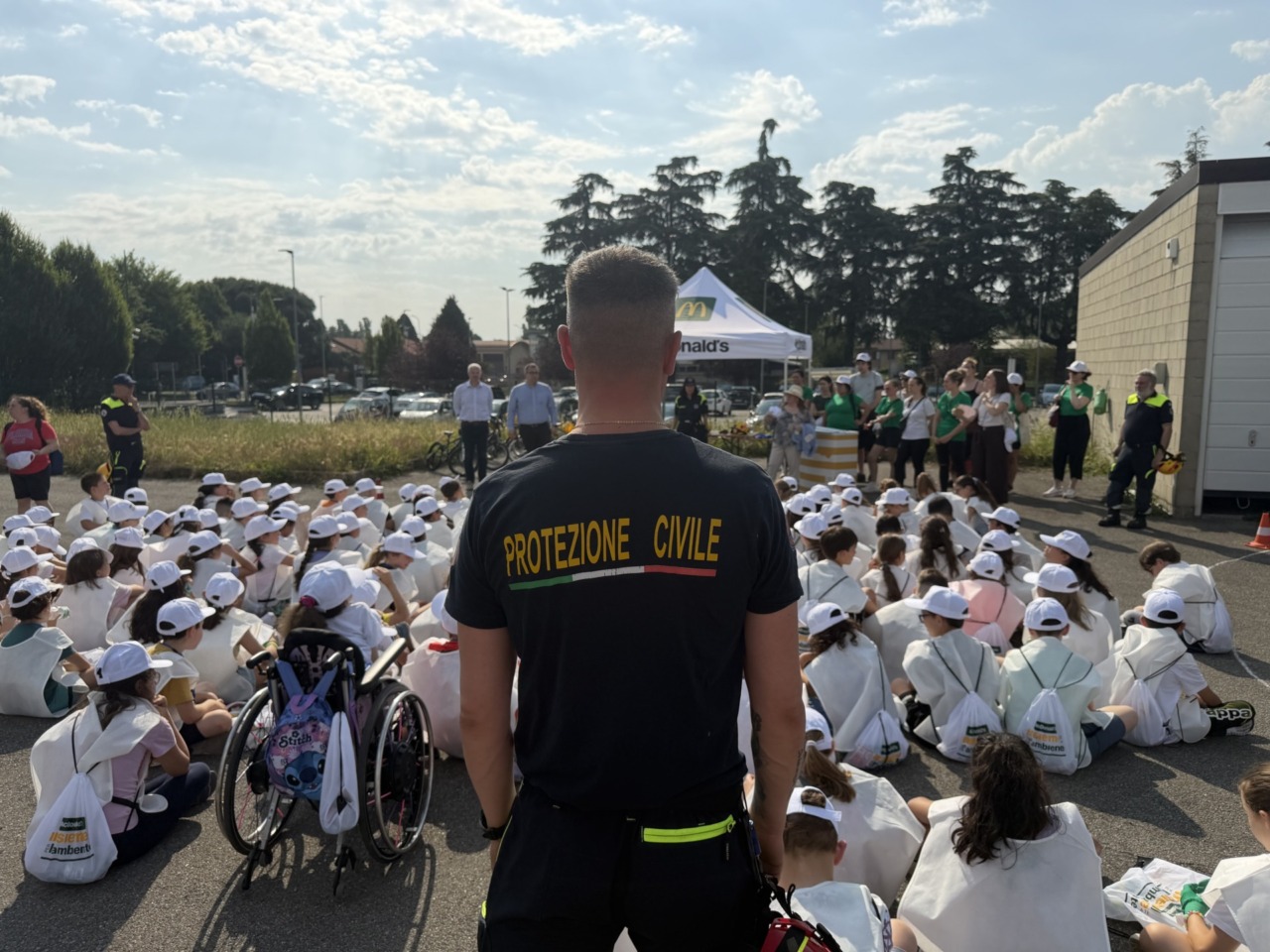 McDonald’s supporta la Protezione Civile durante la visita didattica delle scuole elementari