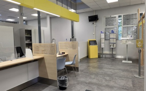 Riapre l’ufficio postale di Triuggio dopo i lavori di ristrutturazione