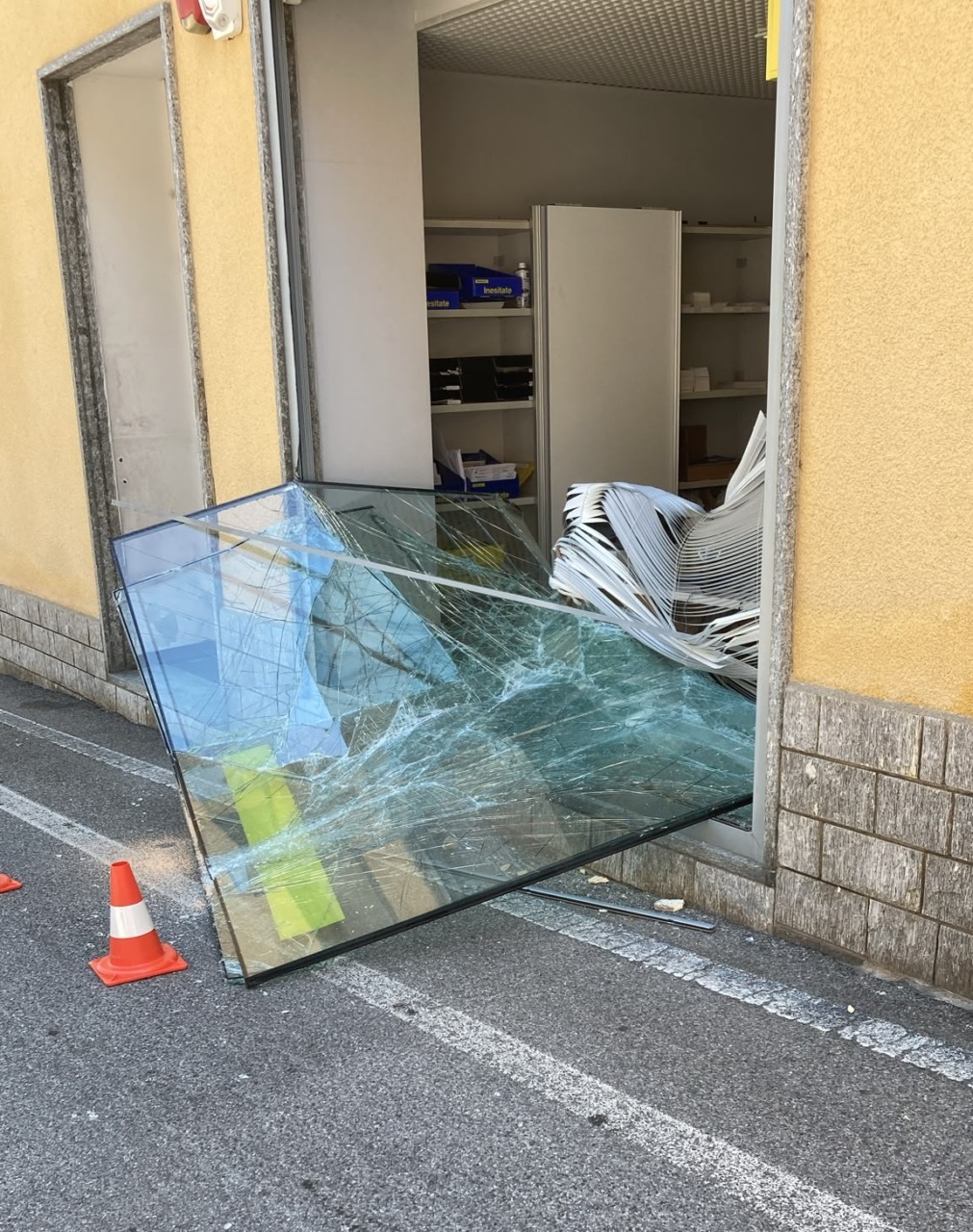 Chiusura dell’ufficio postale di Briosco fino a fine luglio dopo un incidente